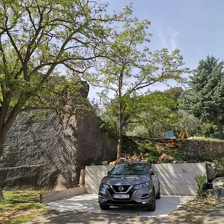 Cave With Free Parking Apartment Pula Exterior photo
