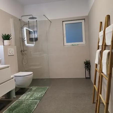 Cave With Free Parking Apartment Pula Exterior photo