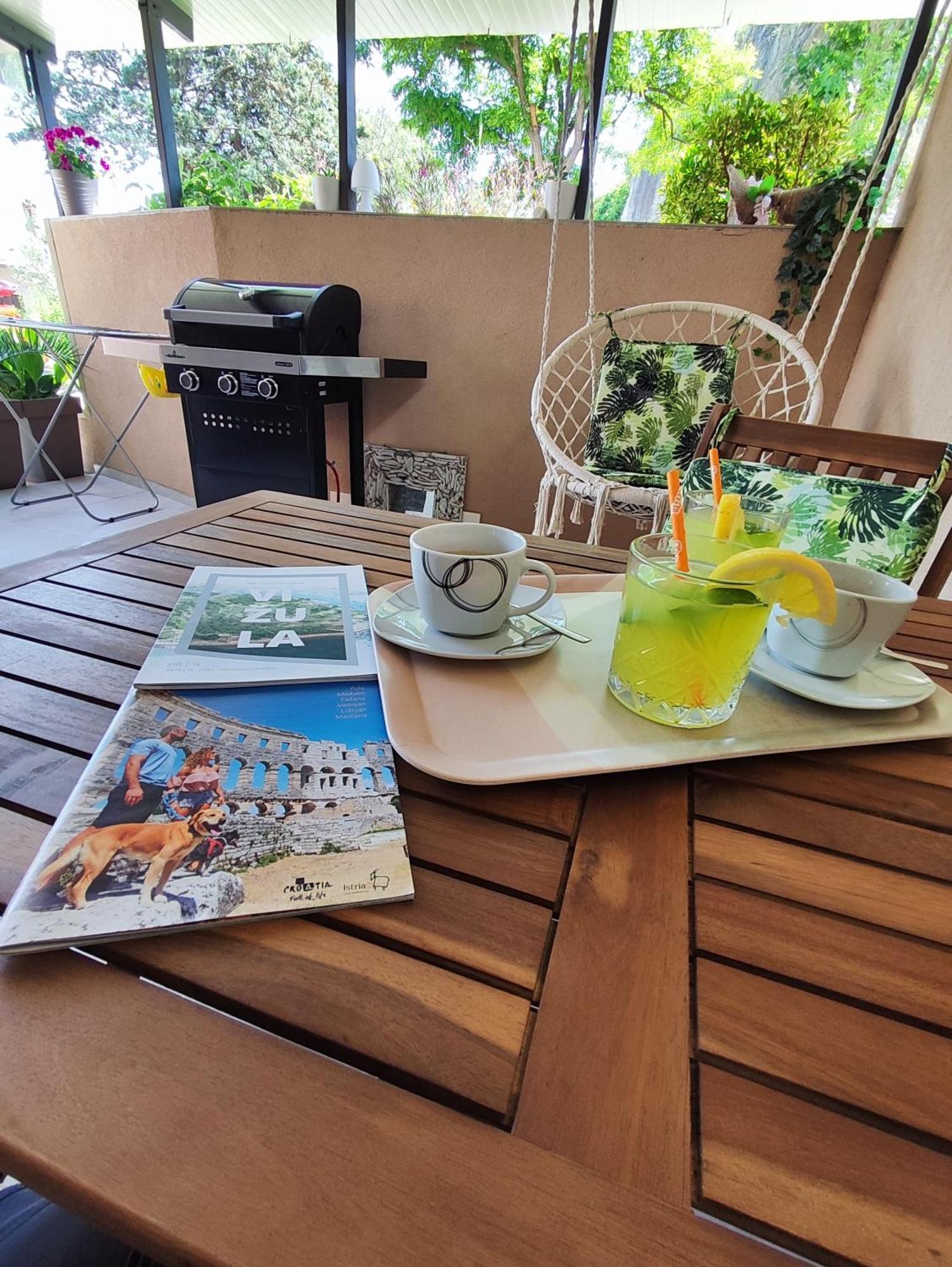 Apartment Cave With Free Parking Pula