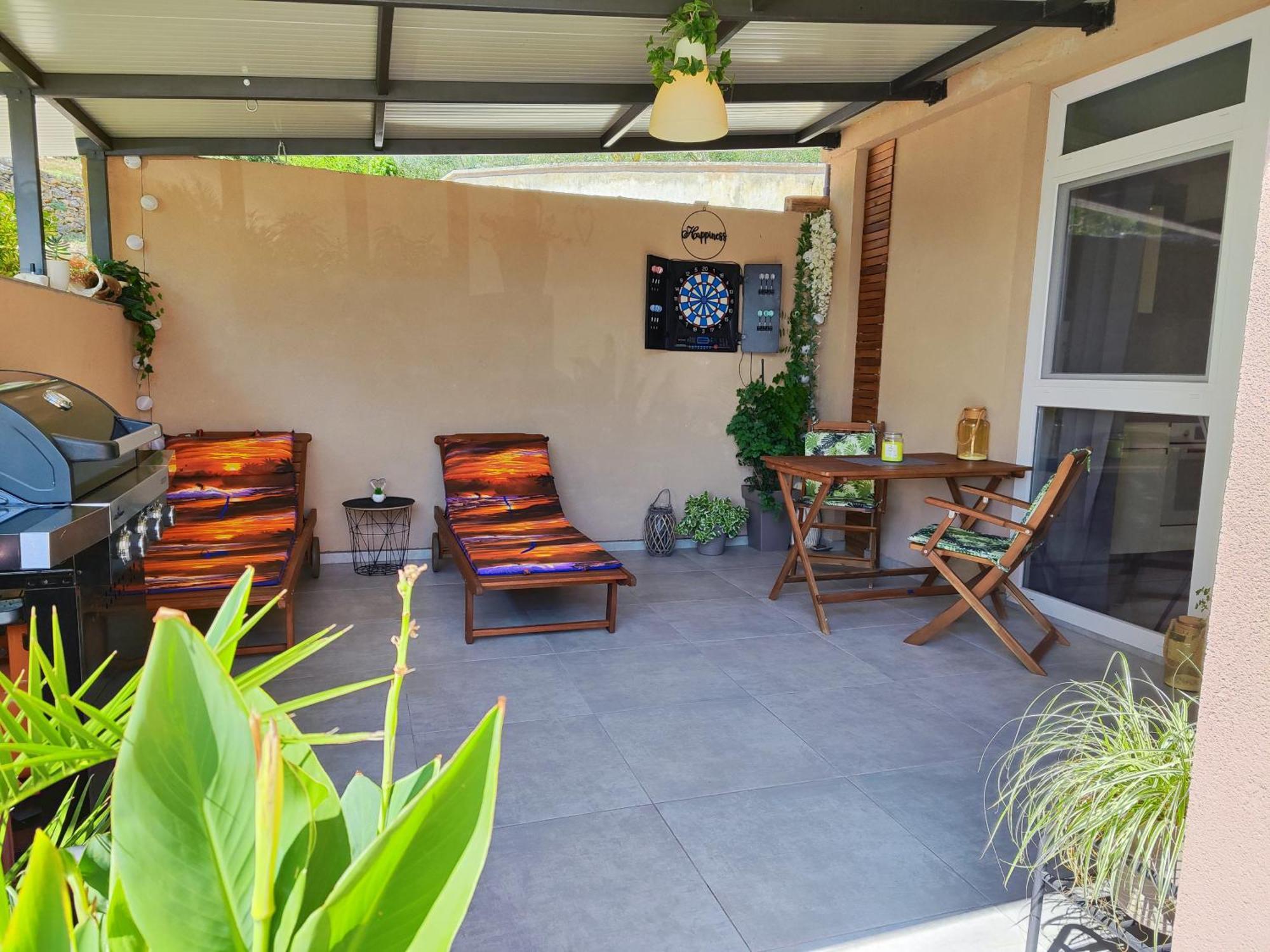 Apartment Cave With Free Parking Pula